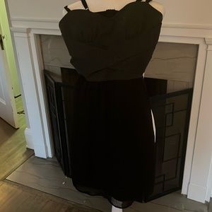 Banana republic like new cute mini dress gray and black